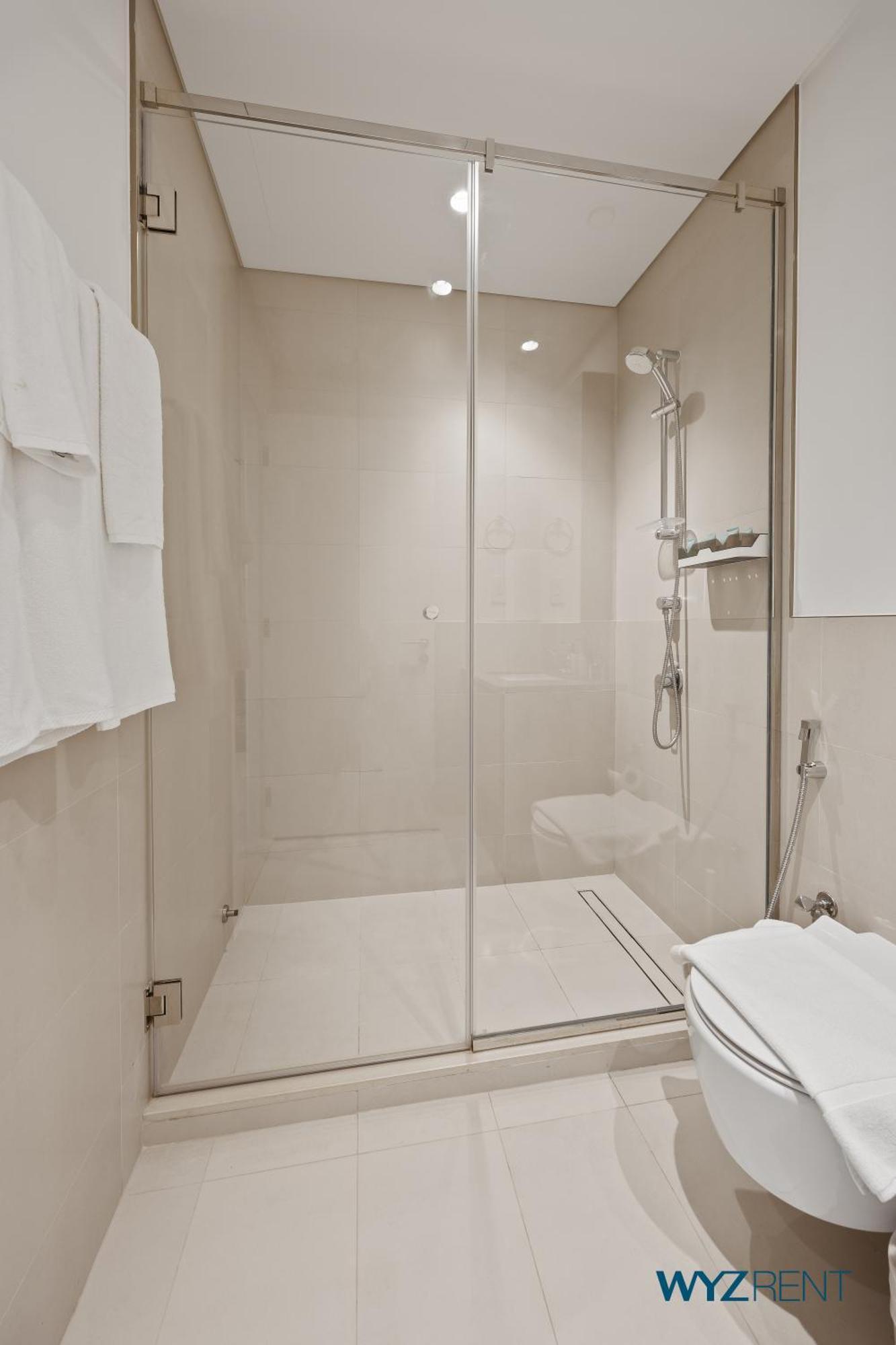 Earthy Elegant 1 Bedroom In Surf 2-creek Access Dubai