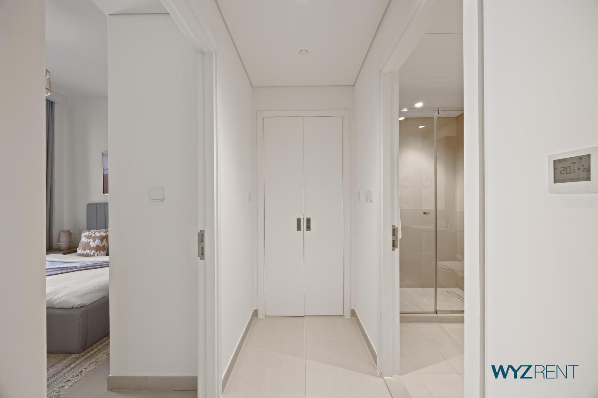 Earthy Elegant 1 Bedroom In Surf 2-creek Access Apartment Dubai