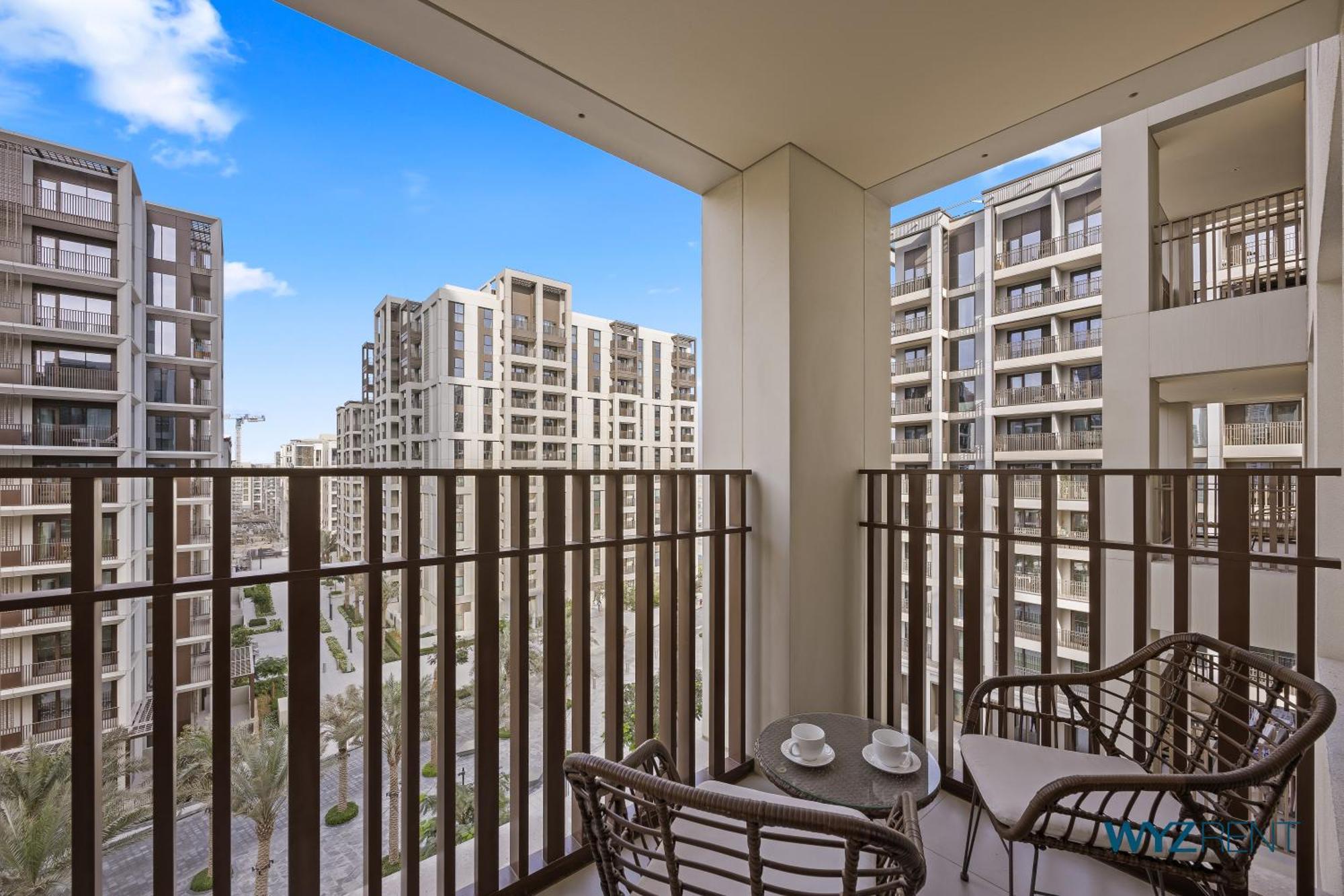 Earthy Elegant 1 Bedroom In Surf 2-creek Access * Dubai